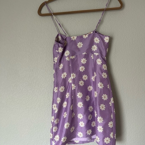 ⭐️NWT Realisation Par Christy Dress in As if Purple Floral⭐️ - Picture 6 of 9